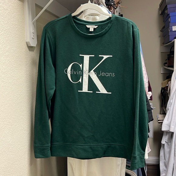 CLOSET CLEAR OUT: WOMENS CALVIN KLEIN SWEATSHIRT SZ S - Picture 1 of 2